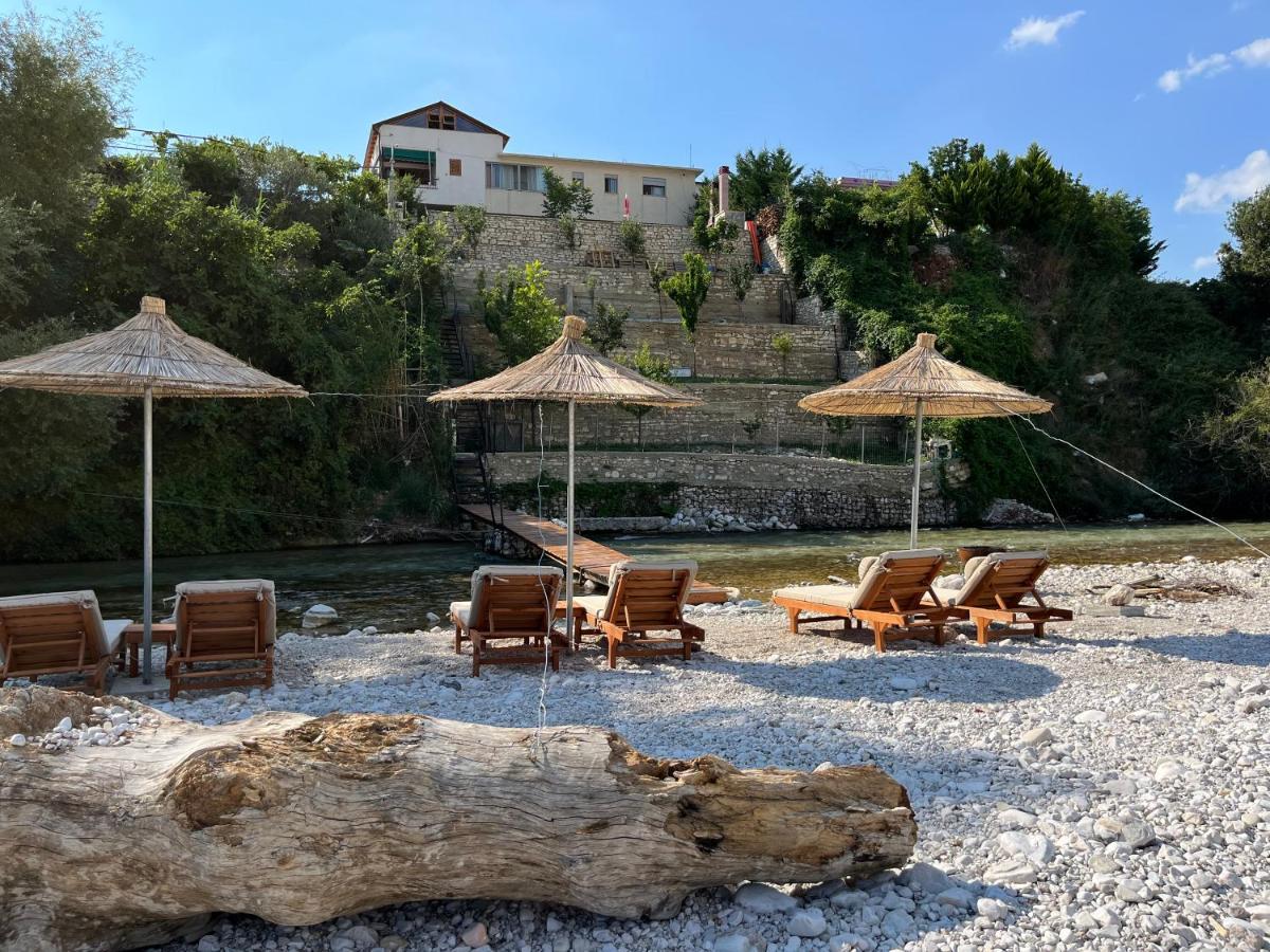 River Escape Villa - Private Beach, Scenic View & Bbq Tepelene Экстерьер фото