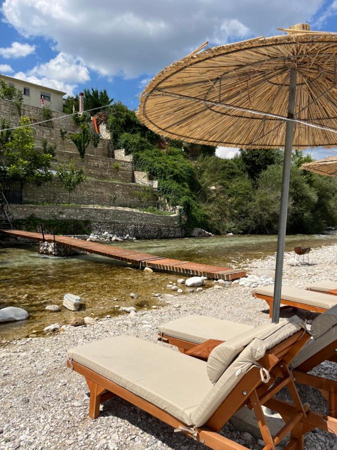 River Escape Villa - Private Beach, Scenic View & Bbq Tepelene Экстерьер фото
