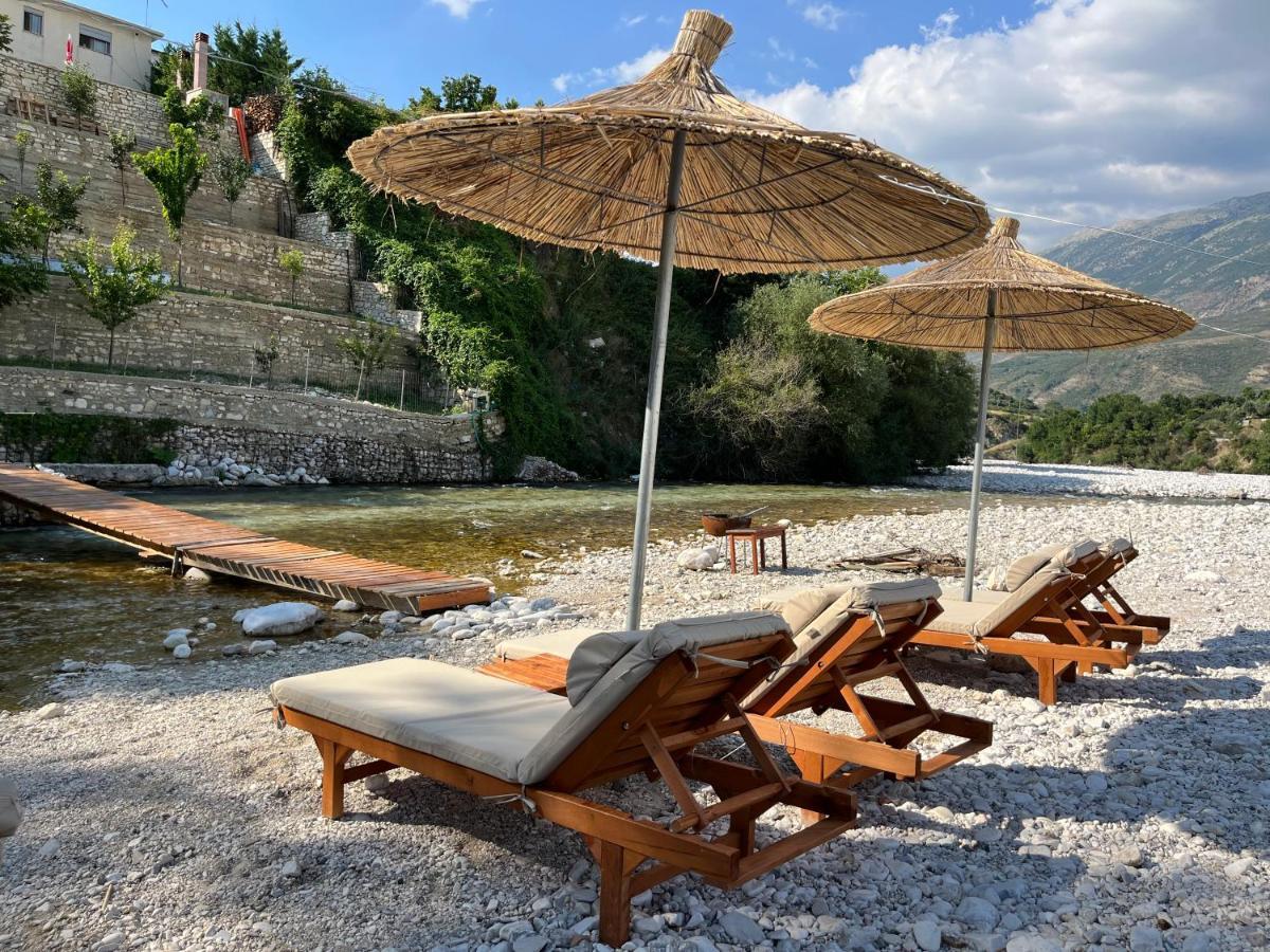 River Escape Villa - Private Beach, Scenic View & Bbq Tepelene Экстерьер фото